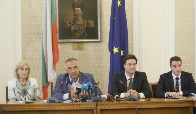 c382be548f12fd4921ddc380329a2d46_L