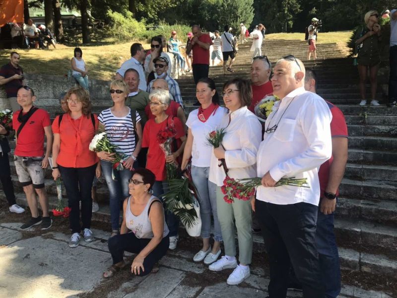 eac3a894-0bf5-4022-839a-cd5687b3ae7c