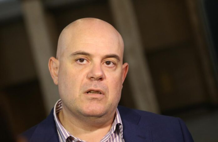 991-ratio-ivan-geshev