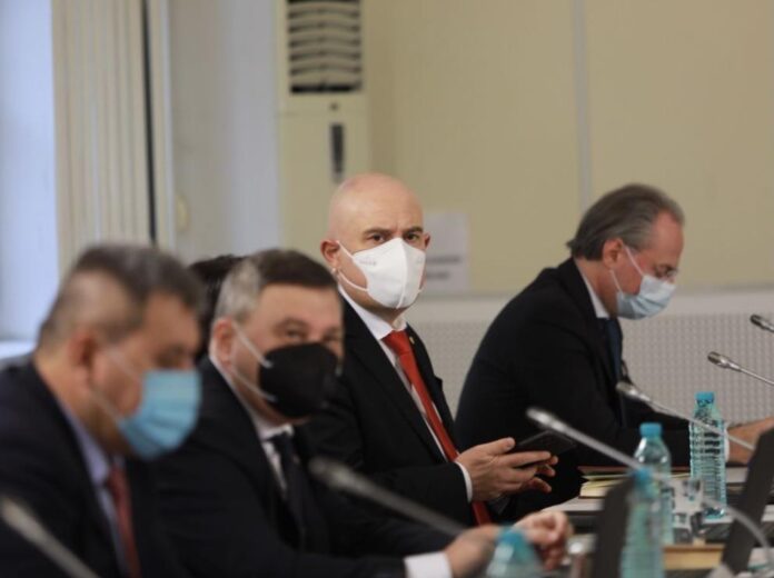 991-ratio-zapochna-zasedanieto-na-vss-za-izbor-na-predsedatel-na-vks