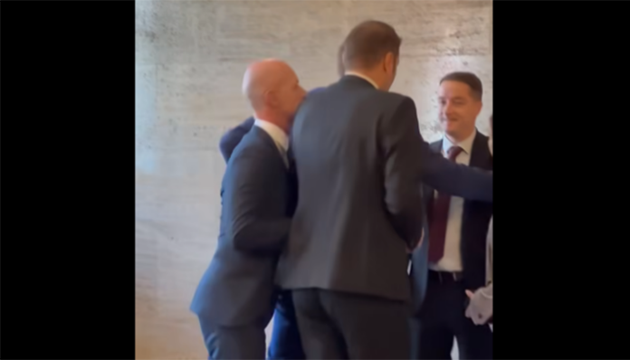 236193e65555416cdbd1f8e70f64352b