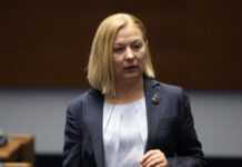 Политическа проституция в парламента: ПП-ДБ пристана пред Руди гела и Доган – ЕКСКЛУЗИВНО В ДЕЙЛИ ПРЕС!