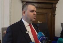 Делян Пеевски показа Музея на сглобката: Няма да позволим да се подмени историята. ППДБ бяха 9 месеца всеки ден с ДПС