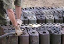 Шок с цените на петрола, сорт Брент вече е над 100 долара за барел