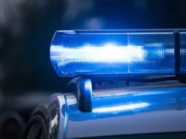 Тежка катастрофа край Черноземен, кола е по таван