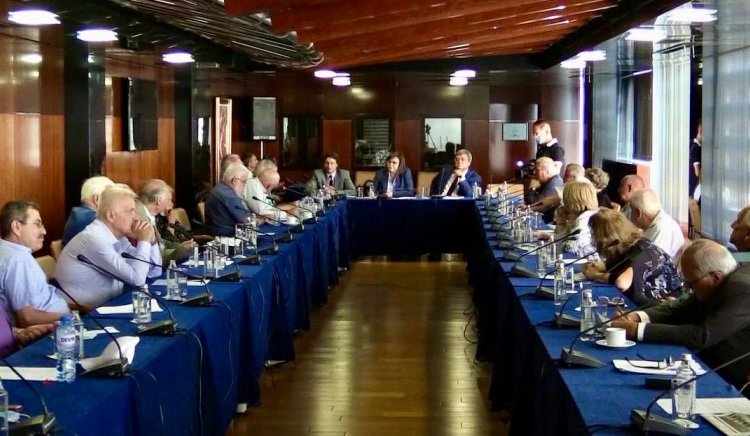 da1c9219f6274dbcb8391bb39f25190b