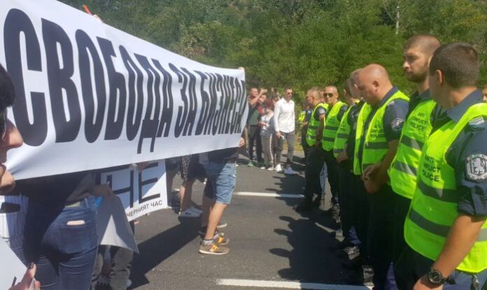 41516c1fe46aa7914ad39ded29350785