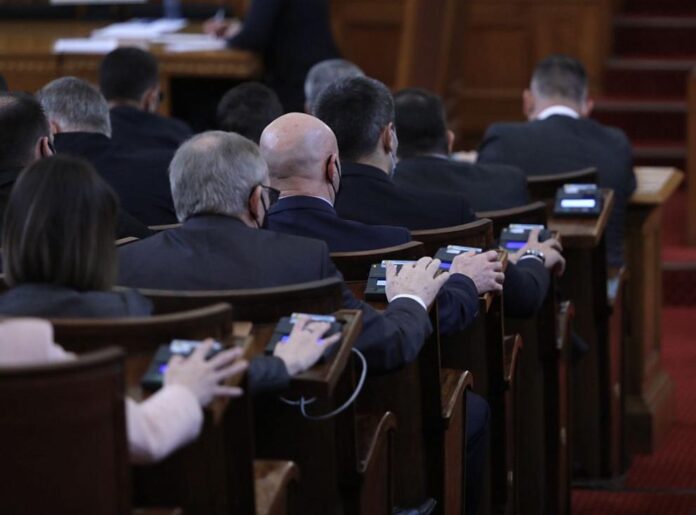 991-ratio-deputati-parlament-glasuvane-narodni-predstaviteli