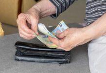 Започва изплащането на първите пенсии в евро при засилени мерки за сигурност