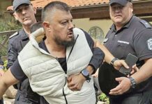 КАТО НА ПЕТРОХАН! Бареков в наркотичен транс: “Ще ме взривят! Ще ми запалят колата за да ме ликвидират!”